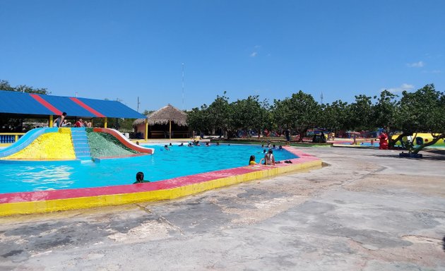 Parques acuáticos cerca en Reynosa ()
