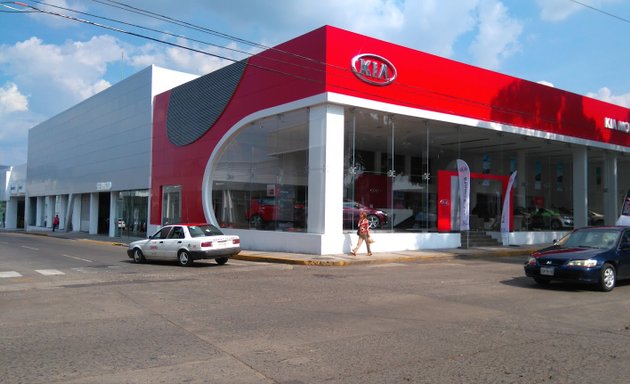  Concesionarios de coches cerca en Zamora de Hidalgo ( )