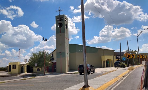 Templos, catedrales, iglesias cerca en Nuevo Laredo ()
