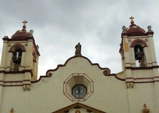 Parroquias cerca en Chimalhuacán ()